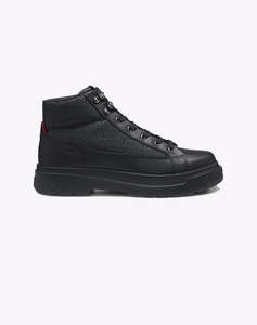 HUGO Urian_halb_nybomn 10274243 01