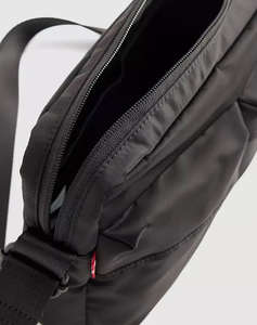 LEVIS MISSION BAY CROSSBODY