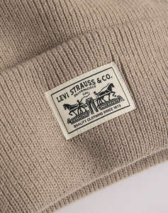 LEVIS BACKPATCH BEANIE