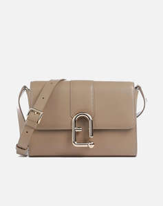 FURLA ЧАНТА (Размери: 22.5 x 15.5 x 8см.)