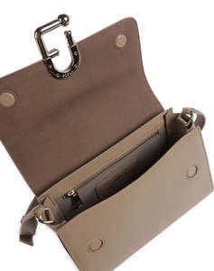 FURLA ЧАНТА (Размери: 22.5 x 15.5 x 8см.)
