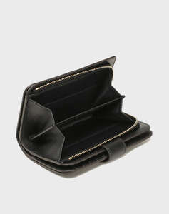 FURLA ПОРТФЕЙЛ