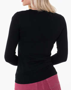 GUESS GENA VN LS SWTR ПЛЕТЕНИ ДАМСКИ ДРЕХИ