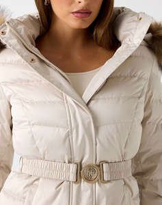 GUESS MARINA SHORT REAL DOWN ДАМСКО ЯКЕ