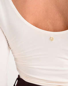 GUESS LS SHIRRING MAISIE TOP ДАМСКА БЛУЗА