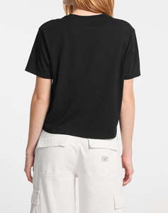 GUESS JEANS GJ SS CN BOXY EMBRO LOGO TEE ДАМСКА БЛУЗА