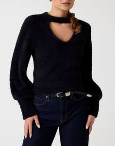 GUESS LS MN YUKI FUZ CUT-OUT SWEATER ПЛЕТЕНИ ДАМСКИ ДРЕХИ