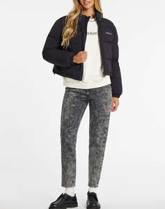 GUESS JEANS GJ CROPPED PUFFER ДАМСКО ПАЛТО