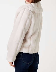 GUESS NEW SOPHY ДАМСКО ПАЛТО