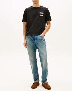 TOMMY HILFIGER MODERN ATH GRAPHIC BADGE TEE