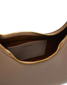 CALVIN KLEIN JEANS FOIL LOGO SHOULDER BAG