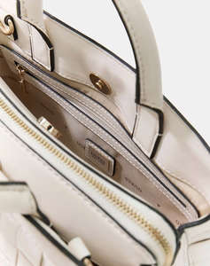 GUESS SANDY SML GIRLFRIEND SATCHEL ДАМСКА ЧАНТА