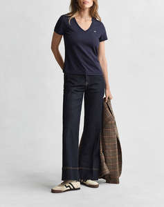 GANT БЛУЗА KMREG SHIELD SS V-NECK T-SHIRT.