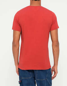 TOMMY JEANS TJM SLIM ESSENTIAL FLAG TEE EXT