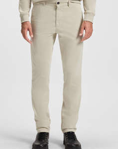 BOSS Chino_slim 10242156 01