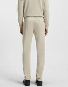 BOSS Chino_slim 10242156 01