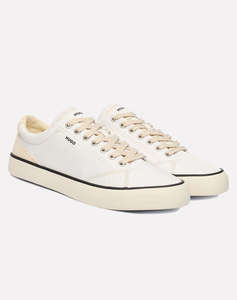 HUGO B-cross_tenn_nymf 10221518 01