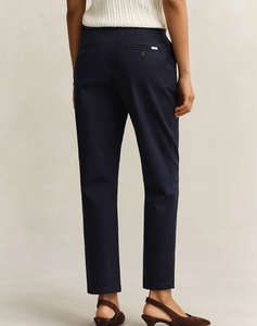 GANT TROUSERS SLIM CHINOS
