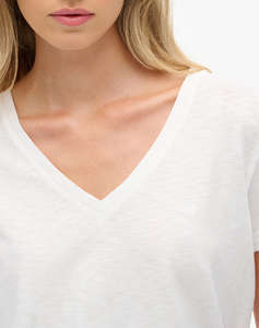 SUPERDRY D1 STUDIOS SLUB EMB VEE TEE ДАМСКА БЛУЗА