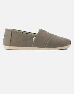 TOMS VTVR GRY HRTG CNS MN ACLASS ESP