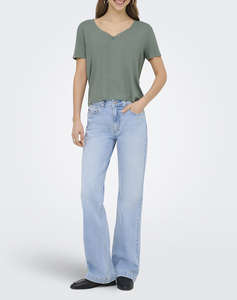 ONLY ONLRILLA S/S V-NECK LACE TOP JRS