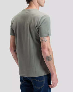 LEE MEDIUM WOBBLY LEE TEE