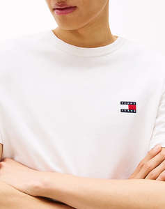 TOMMY JEANS TJM REG BADGE TEE EXT