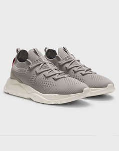 HUGO Leon_runn_knmf 10267019 01