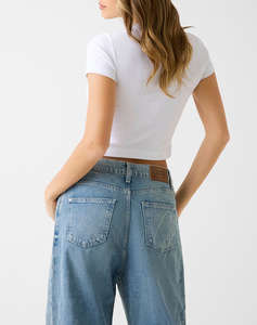 GUESS SS CN GUESS STUDS SCRIPT TEE ДАМСКА БЛУЗА