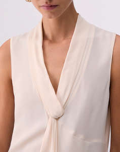 LIU JO BLACK_CA6C34_TOP SCOLLO A V ЖЕНСКА БЛУЗА