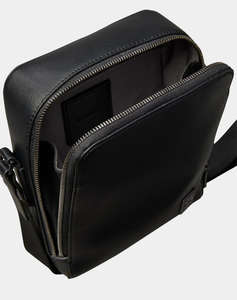CALVIN KLEIN JEANS EMBLEM HW REPORTER