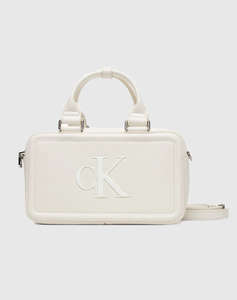 CALVIN KLEIN JEANS BOLD CK ELONGATED MINI TOTE