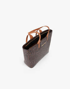 VALENTINO ЧАНТА