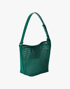 CALVIN KLEIN JEANS EMBLEM MESH BUCKET