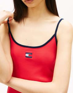 TOMMY JEANS TJW F&F STRAPPY BADGE DRESS