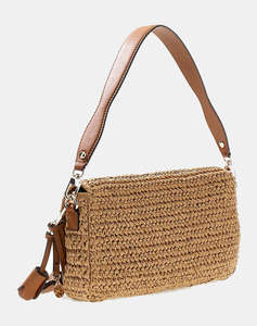 GUESS OFELIA FLAP SHOULDER BAG ДАМСКА ЧАНТА