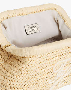 TOMMY HILFIGER TH ELEVATED SUMMER CLUTCH RAFFIA