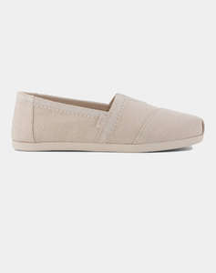 TOMS SOF GRY HRTG CAN WM ACLASS ESP