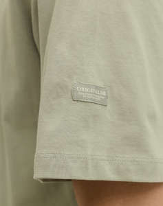 JACK&JONES JORCATSKILLS SQUARE BRANDING TEE SSCN LN