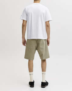 JACK&JONES JORCATSKILLS SQUARE BRANDING TEE SSCN LN