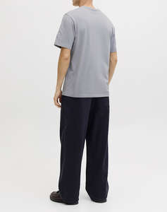 JACK&JONES JORCATSKILLS SQUARE BRANDING TEE SSCN LN