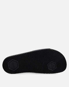 HUGO Timein_slid_lg 10280043 01