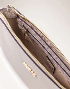 GUESS NOELLE II DBL POUCH CROSSBODY ДАМСКА ЧАНТА