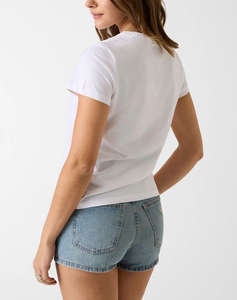 GUESS JEANS GJ SS CN I LOVE GJ REG TEE WOMENS BLOUSE