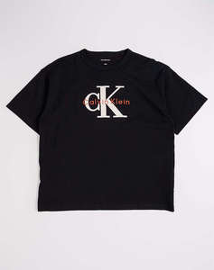 CALVIN KLEIN JEANS MESH APPLIQUE SS T-SHIRT
