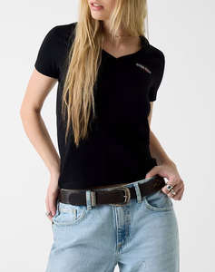 GUESS JEANS GJ SS VN SLIM MINI AMERICA TEE WOMENS BLOUSE