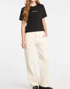 GUESS JEANS GJ SS CN BOXY EMBRO LOGO TEE WOMENS BLOUSE