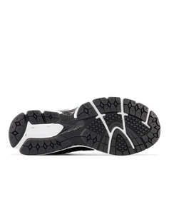 NEW BALANCE 2002R - SHOE CLASSICS