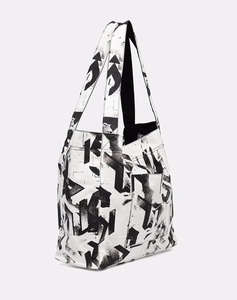 KARL LAGERFELD JEANS KLJ EW REVERSIBLE SHOPPER MONO