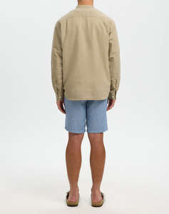 SELECTED SLMREGCLAY LINENBLEND LS SHIRT BAND NOOS